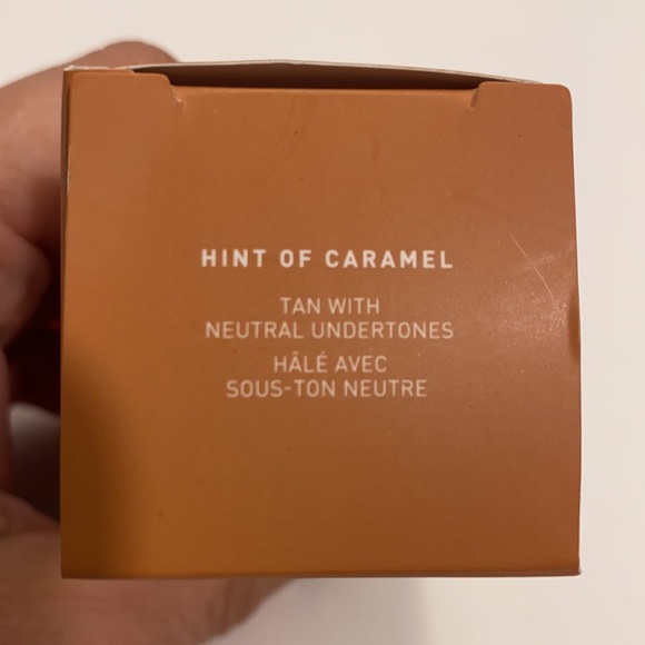 NEW Morphe Hint of Caramel skin tint - Picture 2 of 5